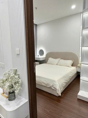 không mua sẽ tiếc - ch 1n + toà m3 diện tích 47m2, full nội thất, sẵn sổ, hỗ trợ vay, giá chỉ 3tỷ3