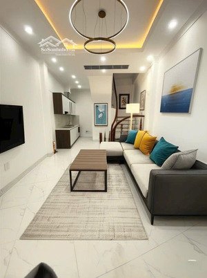 bán nhà gia quất 30m2_ 6,1 tỷ_gần trường các cấp , đường thông thoáng