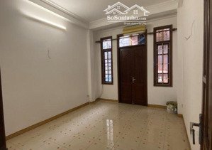cho thuê nhà ngõ trần quốc vượng 35m2x5t thông sàn ngõ ô tô vào nhà