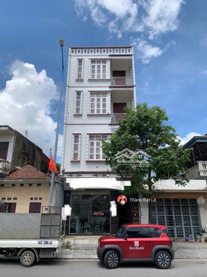 chính chủ chuyển sinh sống. bán nhà 4 tầng 85,4m2, mặt đường chính hà khẩu, ql 279, hạ long