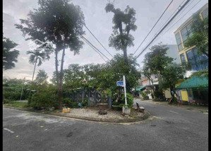 chuyển nhượng đất góc 2 mt trần văn giáp và bình an 6 đã có giấy phép xây dựng trường học quốc tế