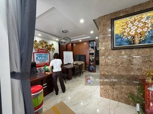 cho thuê nhà nguyên căn có thang máy 6x18m nhà 1 hầm 4 lầu vị trí siêu đẹp tại vạn phúc city