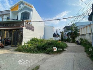 bán lô góc sau ubnd vĩnh thạnh , nha trang. giá chỉ 1 tỷ 890 triệu
- diện tích : 98,6m2