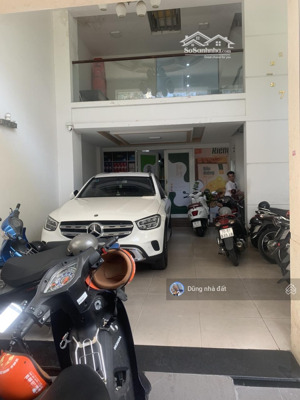 siêu phẩm hxh nơ trang long dt:4.5*19 kc: 4 lầu giá:10.5 tl cách dh văn lang 300m