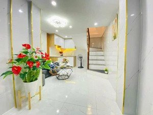 ngõ quỳnh - hai bà trưng - 5.25 tỷ - 25m2 - lô góc 3 thoáng - full nội thất.