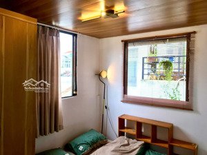 studio tách bếp - 30m2 - có bancol - cửa sổ - full nt - 5,5tr/th