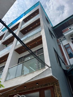 đàm quang trung đối diện aeon - diện tích 42m 5tầng 2 mặt thoáng - nhà mới giá chỉ 7tỷ5.