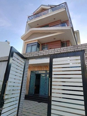 biệt thự - btđ q2 - kiên cố bề thế 8 x24m- 6pn 5wc- đường 16m- sát lakeview, global - giá 22.9 tỷ