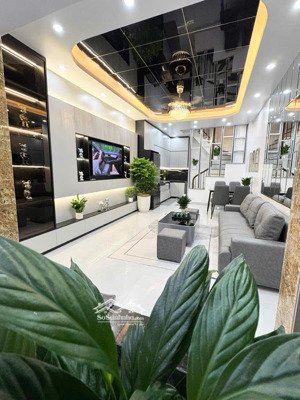 văn chương - đống đa - 7.15 tỷ - 40m2 - nhà mới ở ngay.