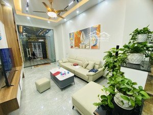 hoàng mai - 65m2 - 4 tầng - thang máy - nội thất xịn - chỉ việc ở luôn 