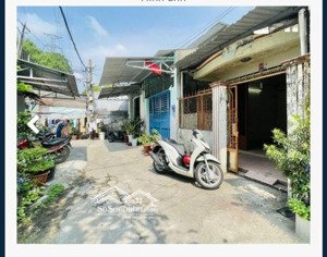 chủ bán nhà thoại ngọc hầu, tân phú dt: 60m2 chỉ còn 4 tỷ 2 dt 60m2 (4x15m)