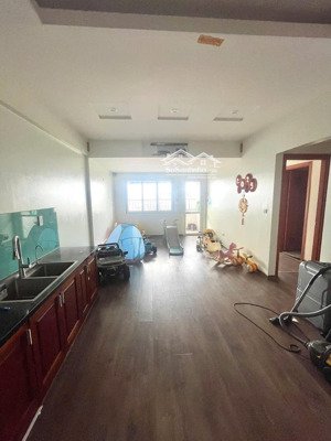 cho thuê căn hộ 2 phòng ngủ tại toà green house gần trường maricurie tại kđt việt hưng long biên