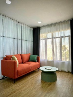 cho thuê 2 phòng ngủ - full nội thất ngay etown cộng hoà - hv hàng không - đh greenwich