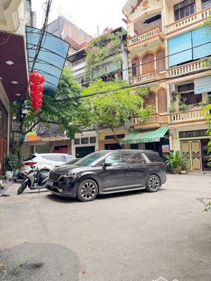 siêu phẩm cầu giấy - nhà đẹp khu phân lô - đường trước nhà 3m - cách 15m ra ô tô tránh 44m2