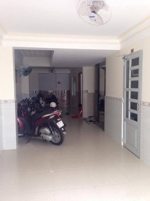 cho thuê mặt bằng khu vực tân bình (gần sân bay)