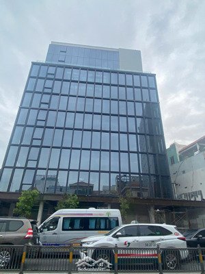 kẹt nợ bán nhà mt ngay phan đăng lưu, bình thạnh. 9mx25m - xd: hầm 7t - hđt 250triệu. giá 60tỷ
