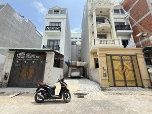 go vấp chỉ vài bước, có cọc có đường lớn, có vị trí đỉnh chỉ thiếu bạn xây nhà! chỉ 5 tỷ đồng rưỡi