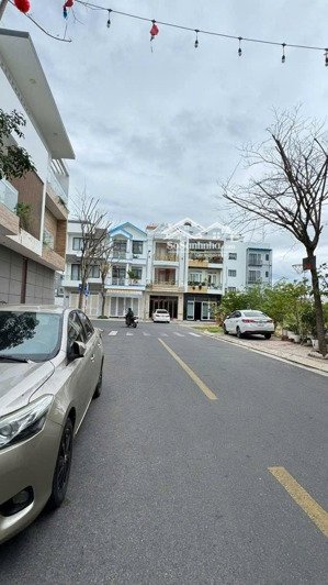 bán căn nhà tâm huyết kđt hà quang 2, nha trang. duy nhất 1 căn dt 88m ngang 5,5m trên trục đường