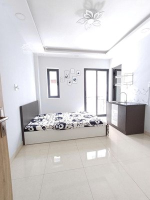 phòng studio cho thuê full nội thất, có ban công