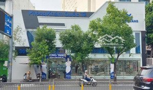 cho thuê nguyên căn mặt tiền đường nguyễn văn trỗi 18m x 20m trệt lầu trống suốt