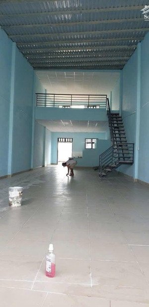 kho hẻm xe tải phường tân tạo. bình tân dt 6m x 30m + shr full thổ cư khó đẹp cao ráo đúc 6.5 ty