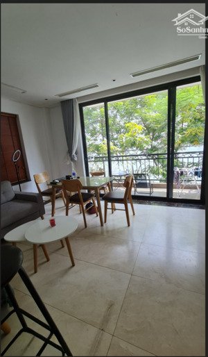 chính chủ cho thuê căn hộ view hồ tây full nội thất - 9 triệu/ 1 tháng