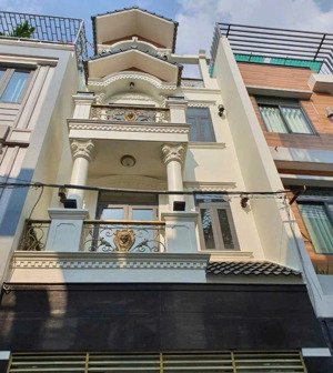 chính chủ cần cho thuê nhà hxh 466/3a lê quang định p. 5 q. bình thạnh