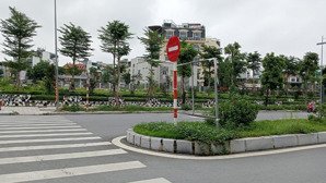 bán biệt thự ngọc thụy giá cực tốt, chỉ 43 tỷ có thương lượng