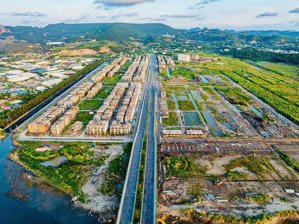flc tropical căn liền kề oii giá chỉ 14trxx/m2 (đất). full đất móng và xây 75%