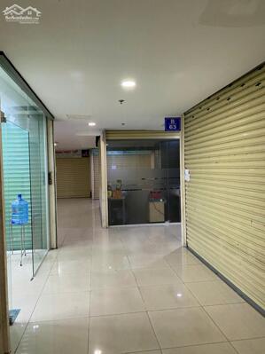 Cho thuê kiot tầng 2 địa chỉ: 685 mặt tiền Âu Cơ giảm 50%. (Siêu thị aTop Market).