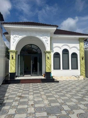 bán nhà 4 phòng dt 259m2 xẫ n thôn hạ đức trọng lâm đồng 4,8 tỷ nhà mới xây