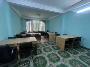 văn phòng chia sẻ 34m2 giá chỉ từ 311.160đ/m2 co-working tại bình tân