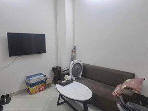 quá rẻ! bán nhà khương trung, thanh xuân 1 nhà ra phố 5t 33m2 mt 6.5m nhỉnh 5 tỷ đủ nội thất ở luôn