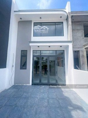 bán gấp nhà 1 trệt 1 lửng mặt tiền kinh doanh hẻm lương thực, sổ riêng thổ cư, tt 400tr nhận nhà ở