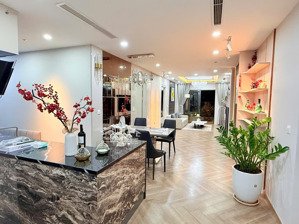 chính chủ bán căn hộ 3pn, 2wc diện tích 108m2 view giá chỉ 7 tỷ