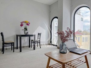 cho thuê căn hộ full nội thất, ban công lớn, máy giặt riêng bến vân đồn quận 4 gần cầu ông lãnh