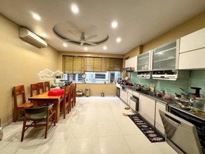 chính chủ gia đình em bán căn biệt thự phân lô quân đội cù chính lan, 102m2 rất đẹp, 25.8 tỷ