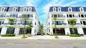 bán nhà phố huế. 2 mặt tiền kinh doanh. khu dân cư đông đúc, đại lộ võ nguyên giáp, phú xuân city