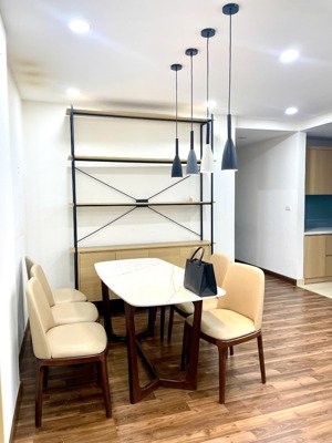 chủ nhà muốn bán gấp căn 3 phòng ngủ goldmark - 100m2 - full nội thất