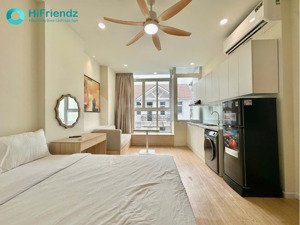 stuido mới xây siêu xinh - gần lotte, tôn đức thắng, cầu kênh tẻ, rmit, - mặt tiền tân quy