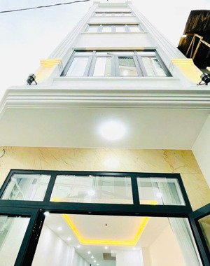 cho thuê nhà mới 436/2d đường 3/2, phường 12, quận 10.