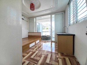 cho thuê phòng trọ giá cực chất tại trần xuân soạn, 4,7 triệu, 20m2, có nội thất