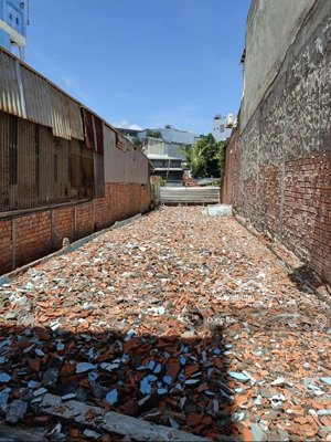 bán nhanh lô đất đ. huyện 31, xã tân hương, châu thành, tiền giang. gần kcn tân hương, 120m2/650tr