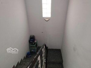 bán nhà hẻm xe hơi đường thoại ngọc hầu 130 m2 lửng + 2 lầu