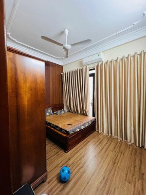 cực hiếm! bán gấp nhà phố hào nam đống đa. ô tô gần, 45m2 x 5 tầng 6pn chỉ 13.25 tỷ