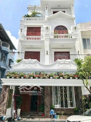 bán nhà mặt tiền khu phố ẩm thực phan xích long - hầm 4tầng st- 8 x16m- hdt 110 triệu - giá 52 tỷ