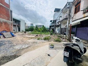 bán đất gần uỷ ban phường bình đa, sau trường tiểu học bình đa , nhà thờ giuse. giá chỉ 1tỷ800