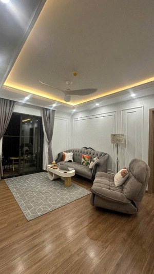 cho thuê căn hộ 3pn 2wc, nội thất rất đẹp giá 1x triệu/tháng