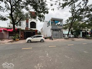 đất 100m2 - ngay trung tâm của tp dĩ an mà giá chỉ nhỉnh 4 tỷ đồng