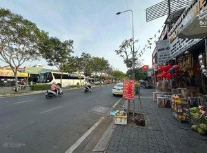 duy nhất - bán đất mt trần não - dt: 17x29m, cn: 378m2 - xd: hầm + 8 tầng, lh: 